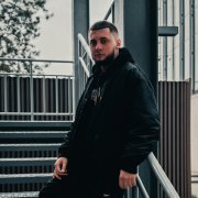 Эсчевский, Джиос - Избитые фразы