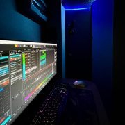 Твелв - В темноте