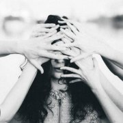 Vikama - Пальцами