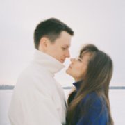 усиков - над водою