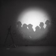 Бонд с кнопкой - Сквозняки