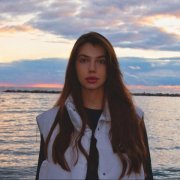 MADLYKOR - Слеза (prod. by xcort)